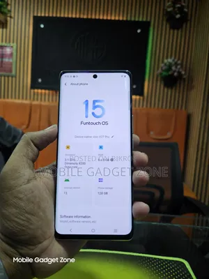 Vivo V27 Pro 128 GB Silver