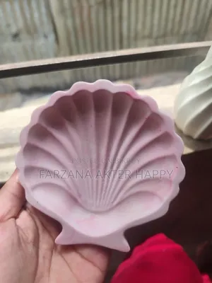 Gypsum Showpiece