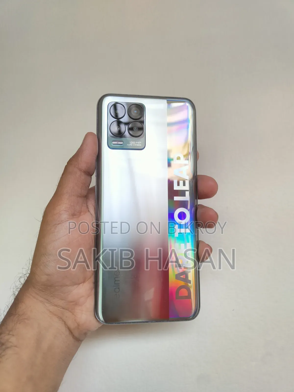 নতুন রিয়েলমি ৮ প্রো ১২৮ জিবি সিলভার