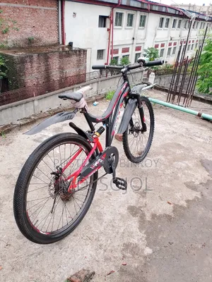 বাইসাইকেল কোনাবাড়ি