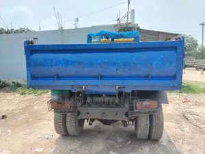 Tipper Tata