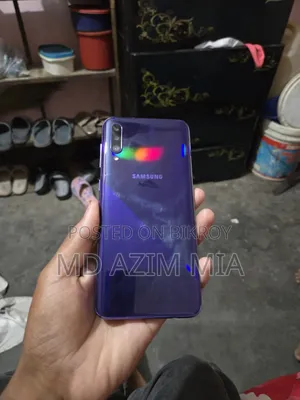 Samsung Galaxy A30s 128 GB Blue