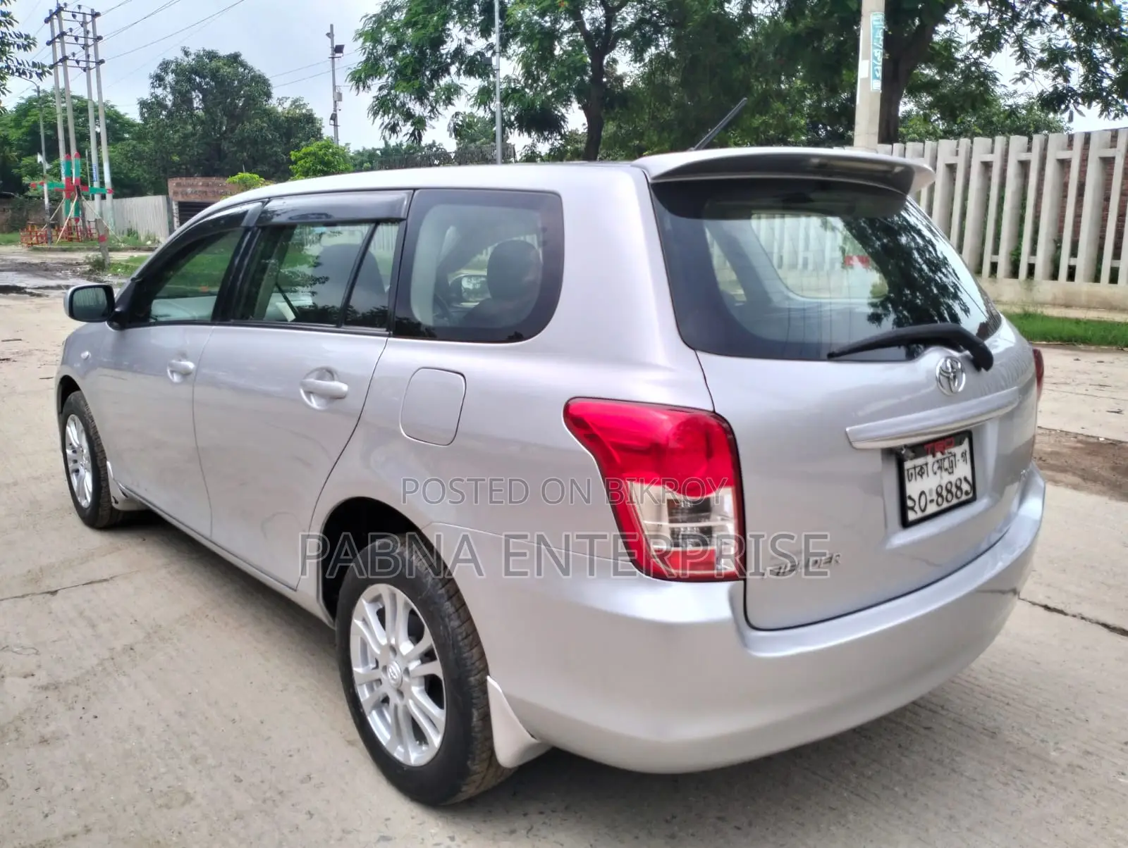 Toyota Axio 2010 Silver