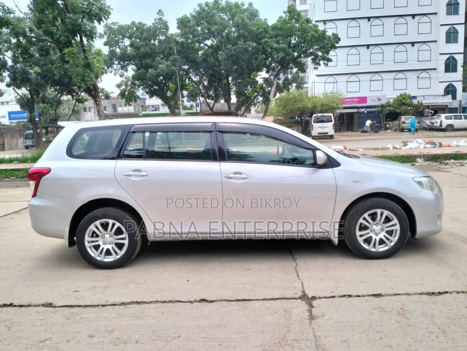 Toyota Axio 2010 Silver