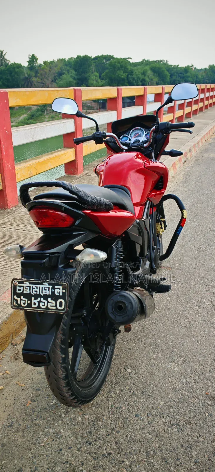 Hero Hunk 2011 Red