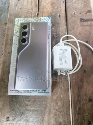 টেকনো ক্যামন ৪০ প্রো ৫জি ২৫৬ জিবি সিলভার