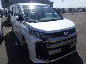Toyota Noah 2023 Pearl
