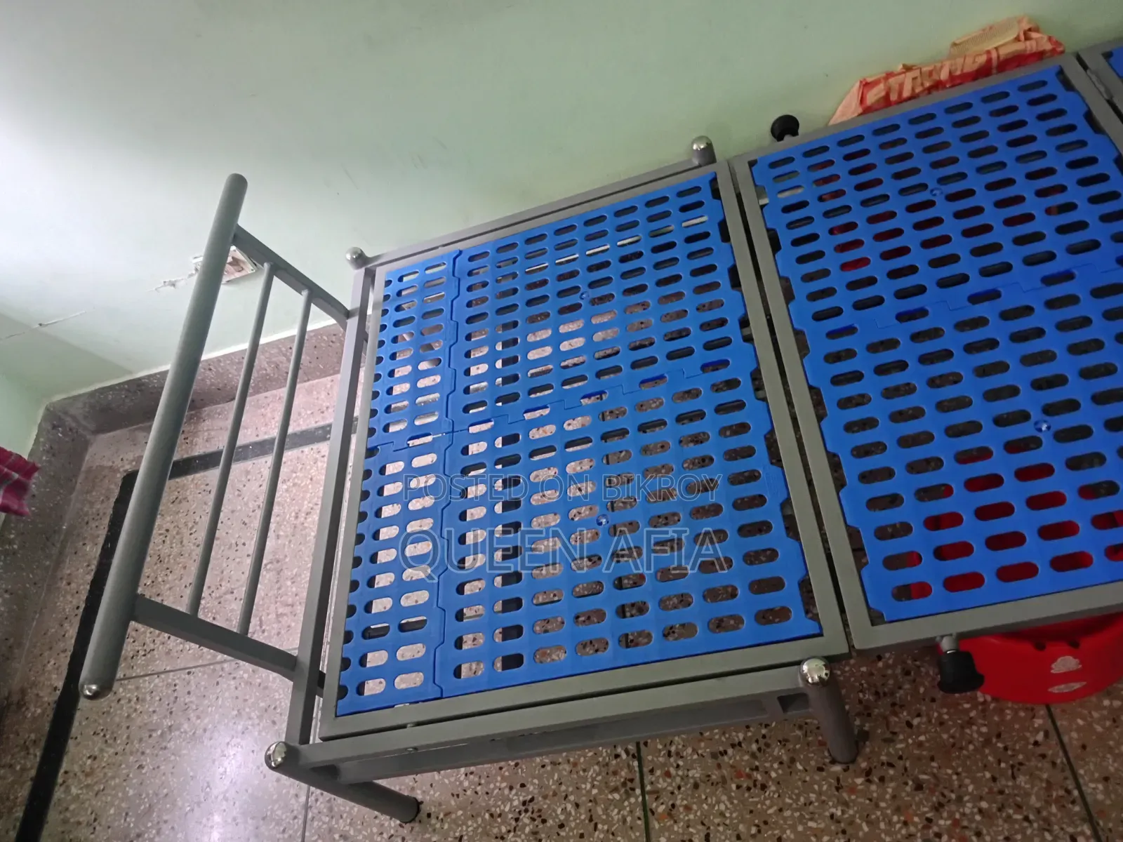 তানিন সোফা কাম খাট।