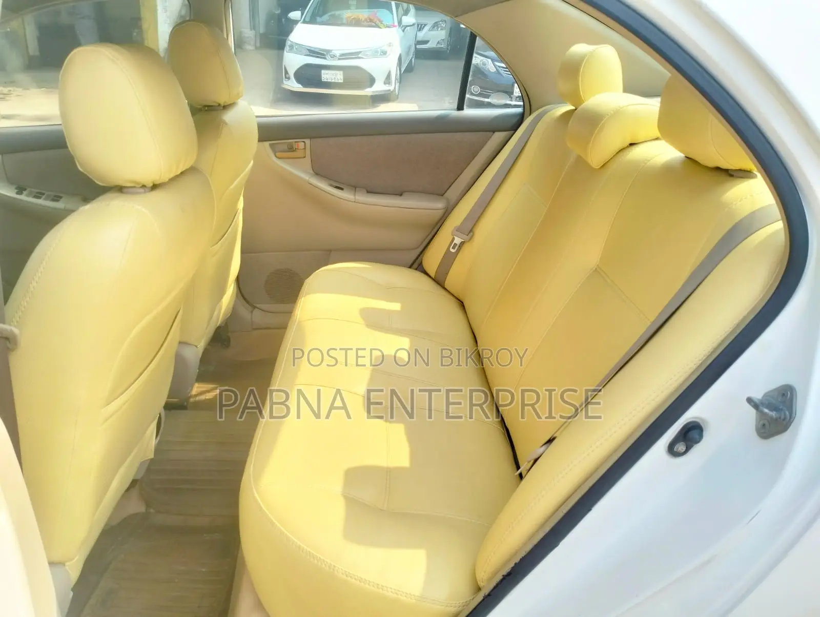 Toyota Corolla 2004 White
