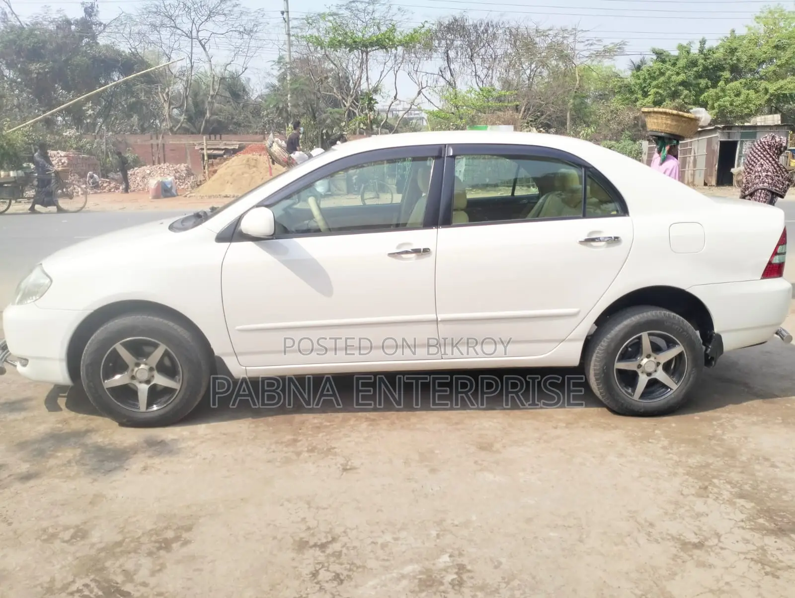 Toyota Corolla 2004 White