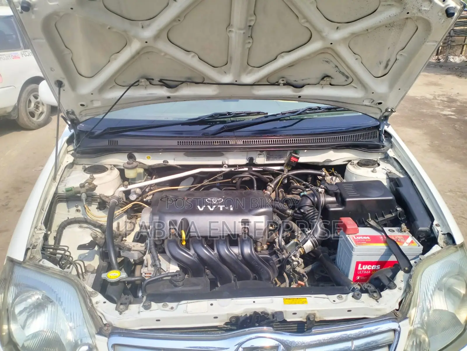 Toyota Corolla 2004 White