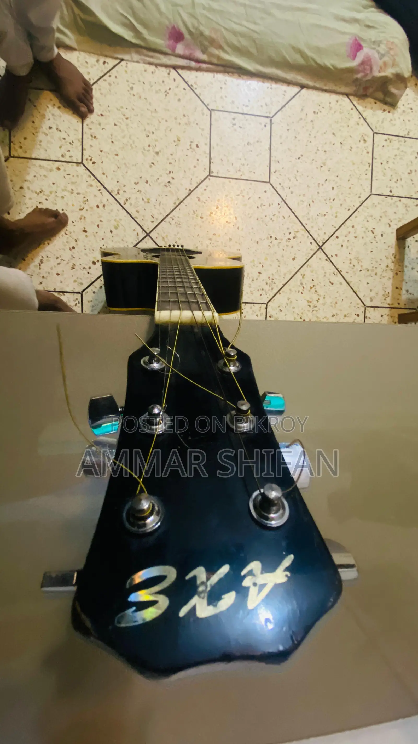 Axe Guitar 48c