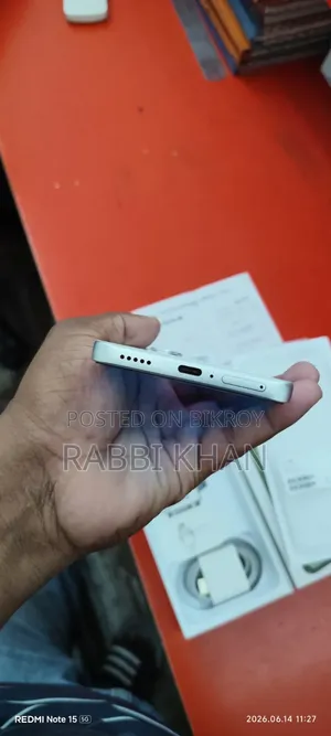 ভিভো ওয়াই ৪০০ ৪জি ২৫৬ জিবি হোয়াইট