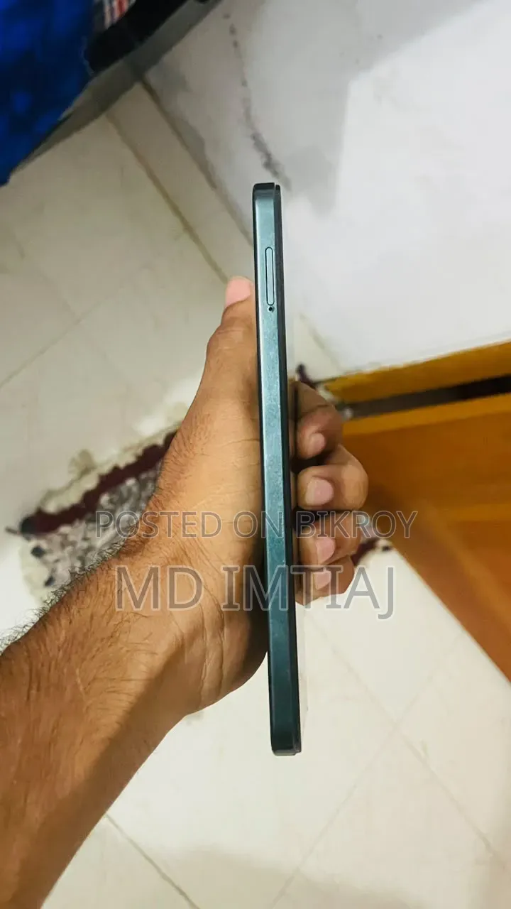 Vivo Y29s 128 GB Silver