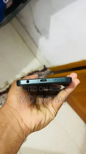 Vivo Y29s 128 GB Silver