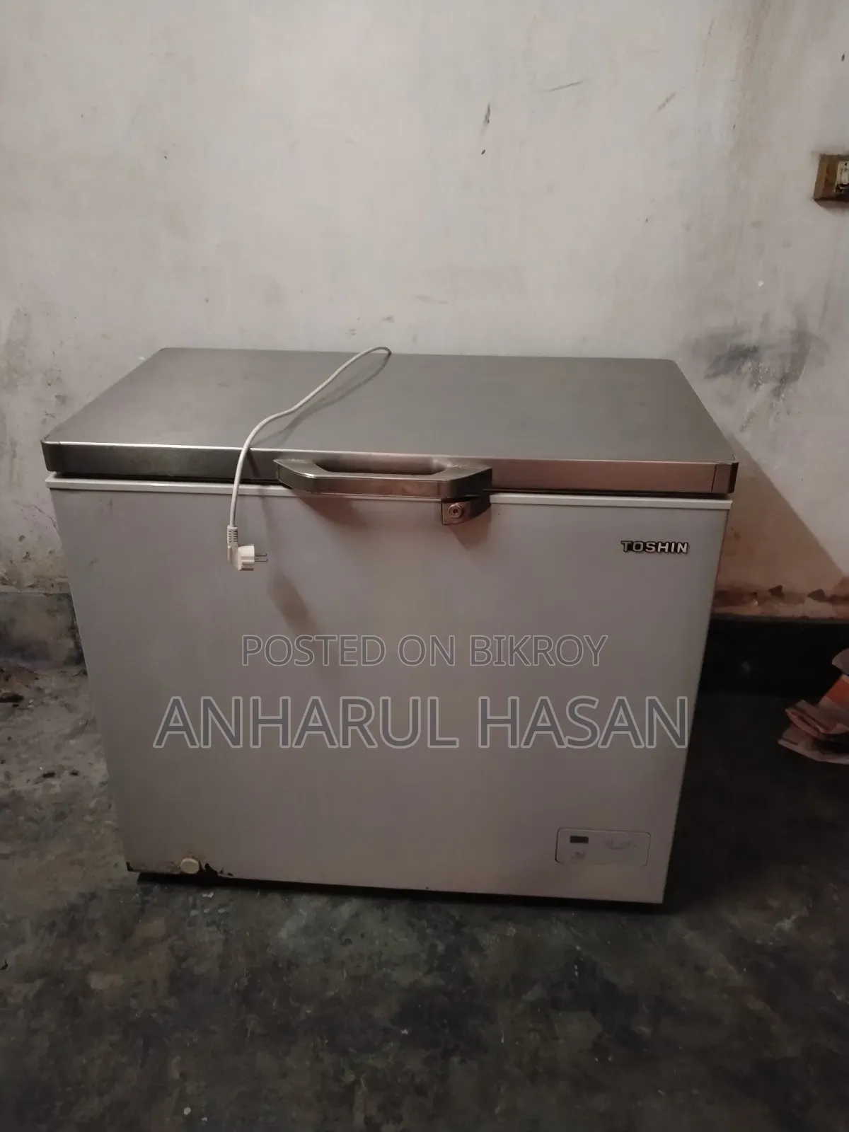 Refrigerator