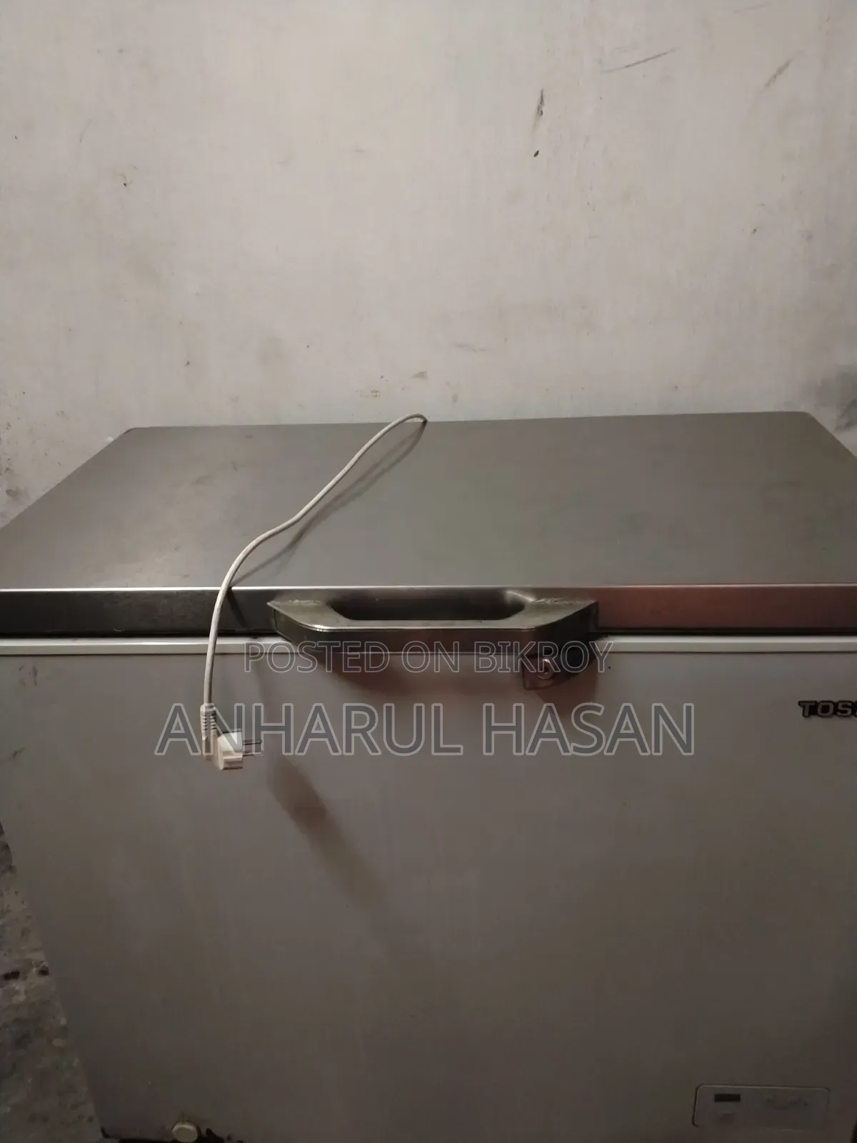 Refrigerator