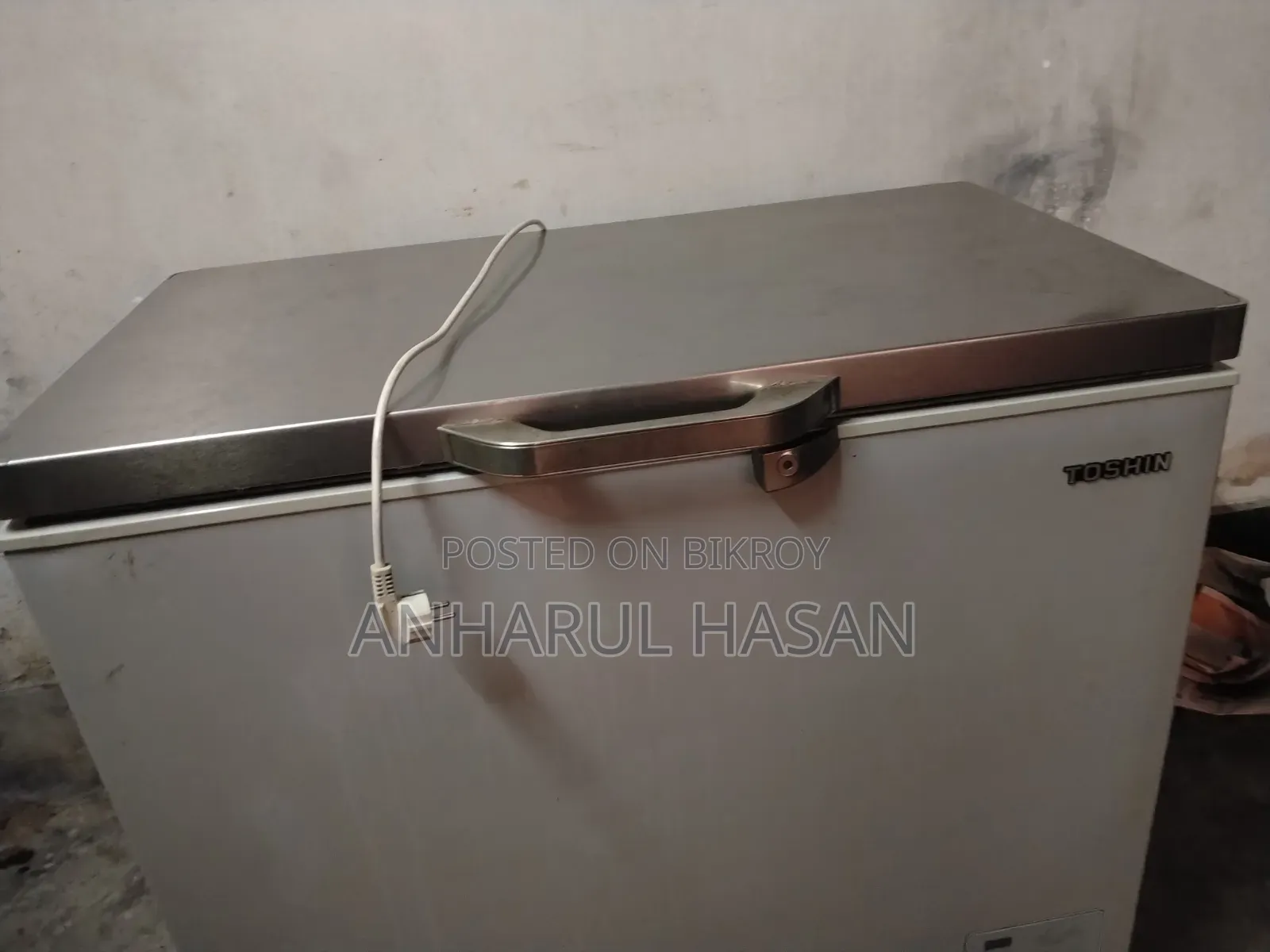 Refrigerator