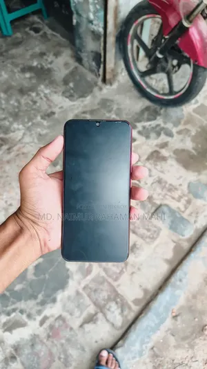 Vivo Y11 32 GB Red