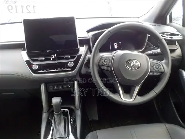 Toyota Corolla Cross 2024 Pearl