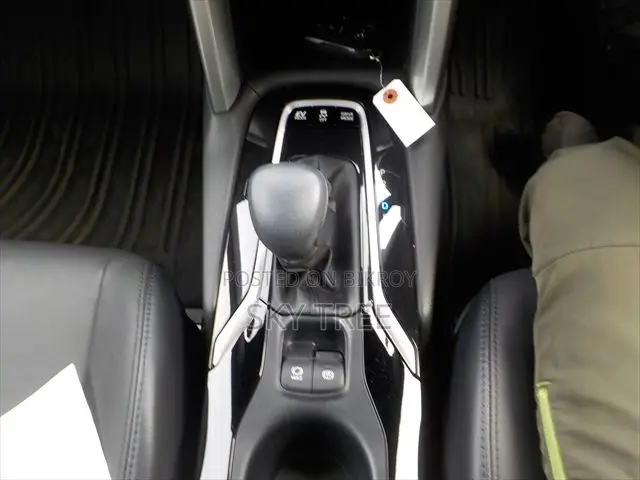 Toyota Corolla Cross 2025 Gray