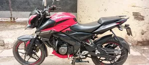 Bajaj Pulsar NS 160 2017 Red