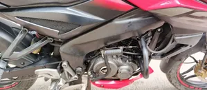 Bajaj Pulsar NS 160 2017 Red