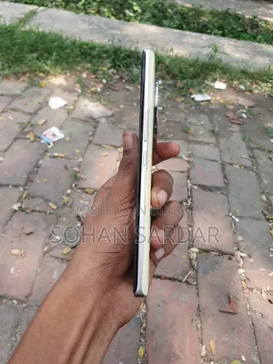 নিউ হেলিও ১০০ ২৫৬ জিবি ইয়েলো