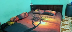6-7 Bed, Like New, Not Used Much