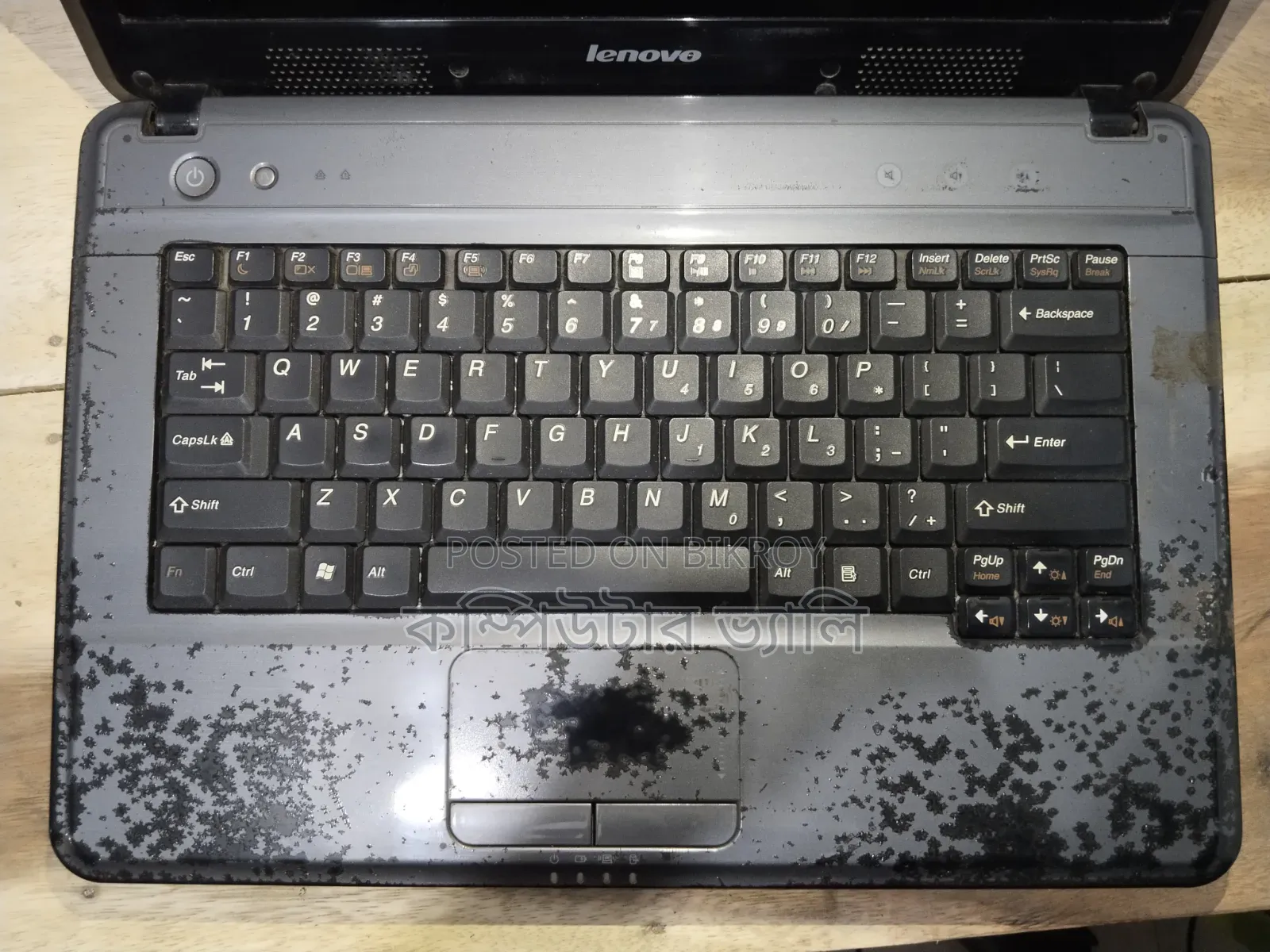 Laptop Lenovo 2GB Intel Pentium HDD+SSD 320GB