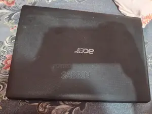 Laptop Acer Aspire 4733Z 1.5GB Intel Pentium HDD 500GB