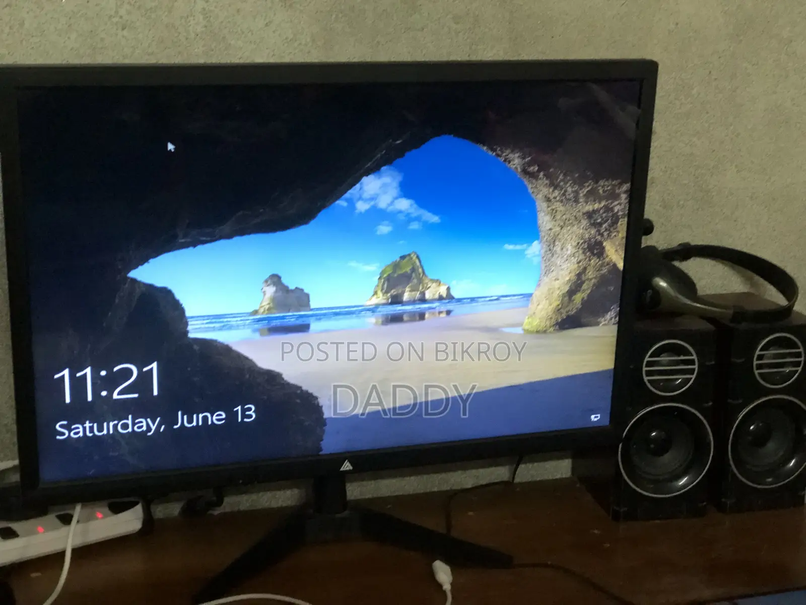 Atlas 22 Inches Monitor