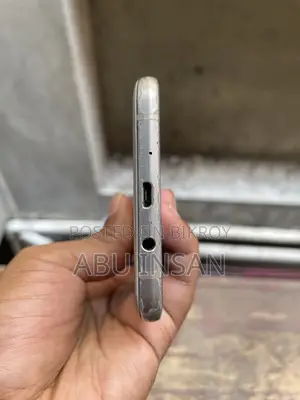 Samsung Galaxy J7 16 GB Gold