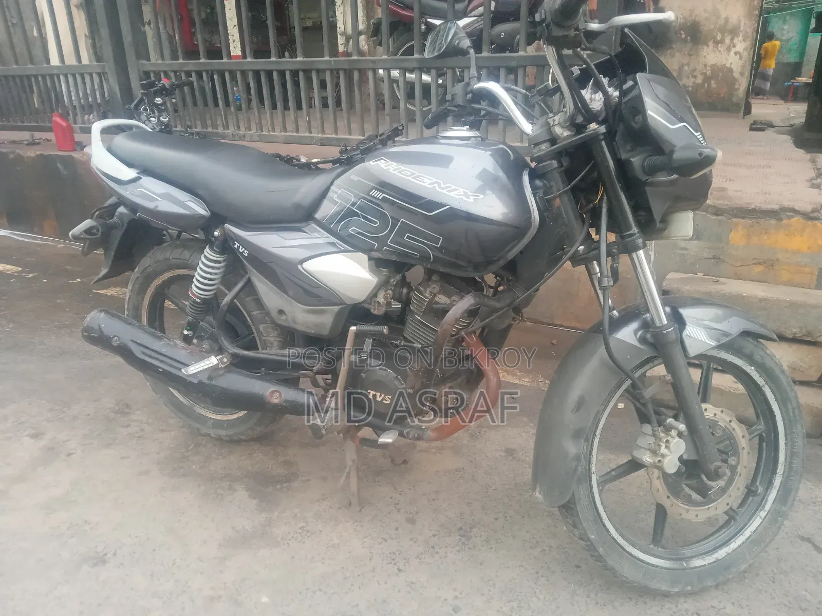 TVS Raider 125 2013 Gray