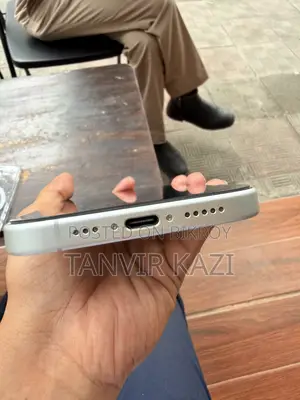 Apple iPhone 16 128 GB White