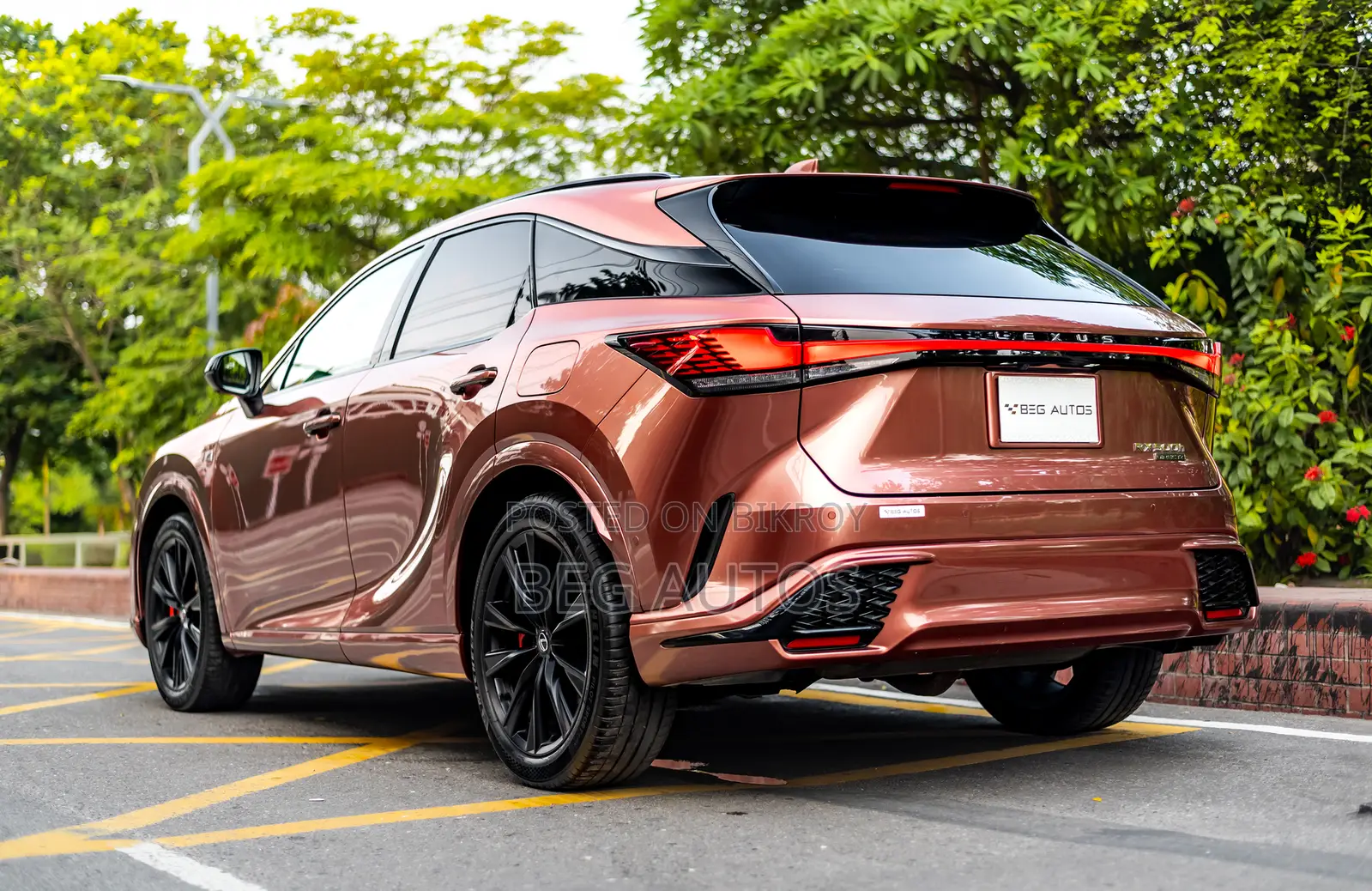 Lexus RX 500h F SPORT Performance AWD 2023 Orange