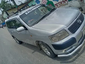 Toyota Succeed 2004 Silver