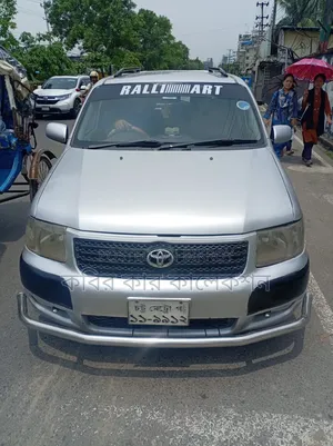 Toyota Succeed 2004 Silver