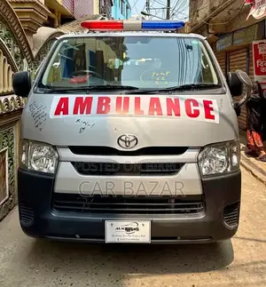 Toyota HiAce 2021 Silver