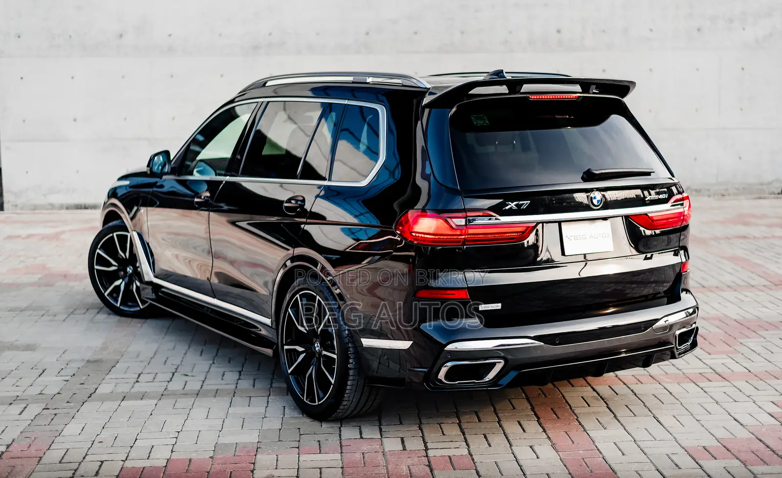 BMW X7 xDrive40i 2022 Black