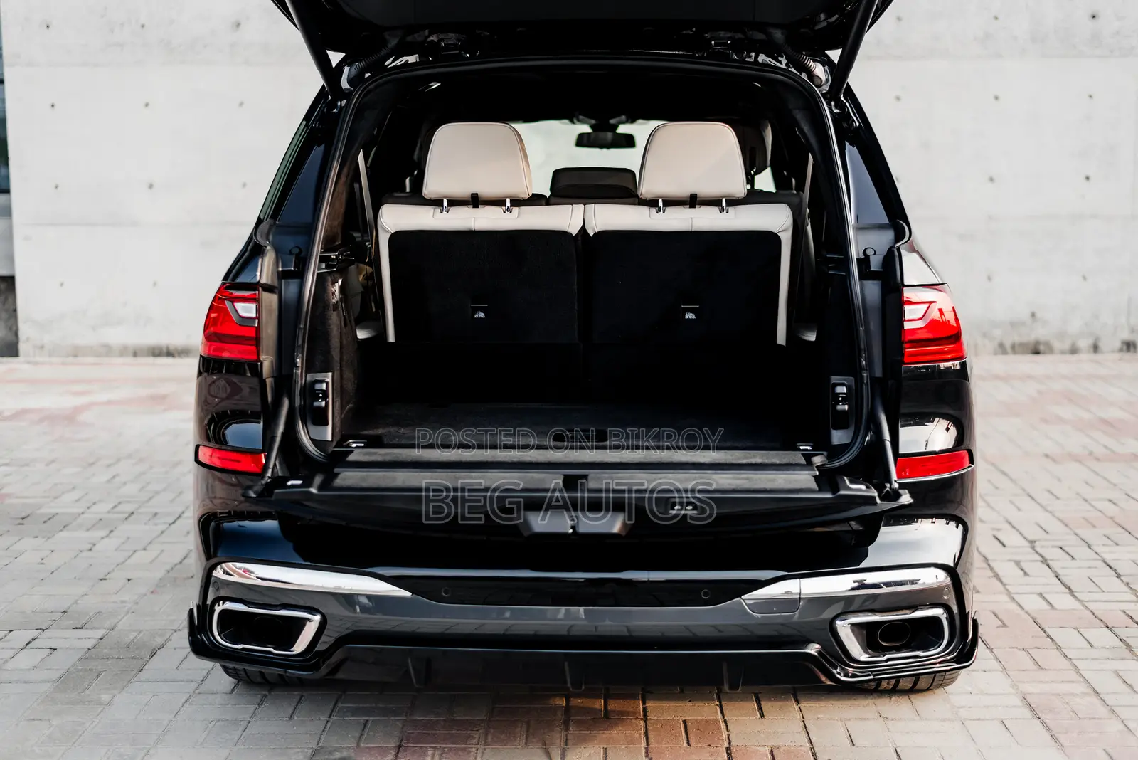 BMW X7 xDrive40i 2022 Black