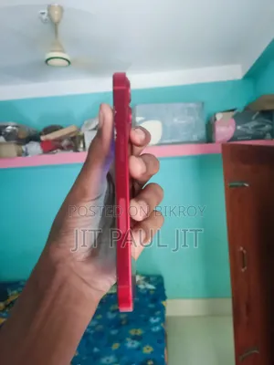 Apple iPhone 13 128 GB Red