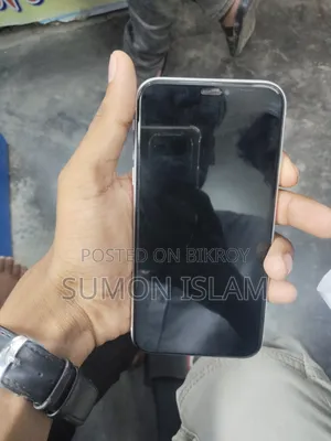 Apple iPhone XR 128 GB White