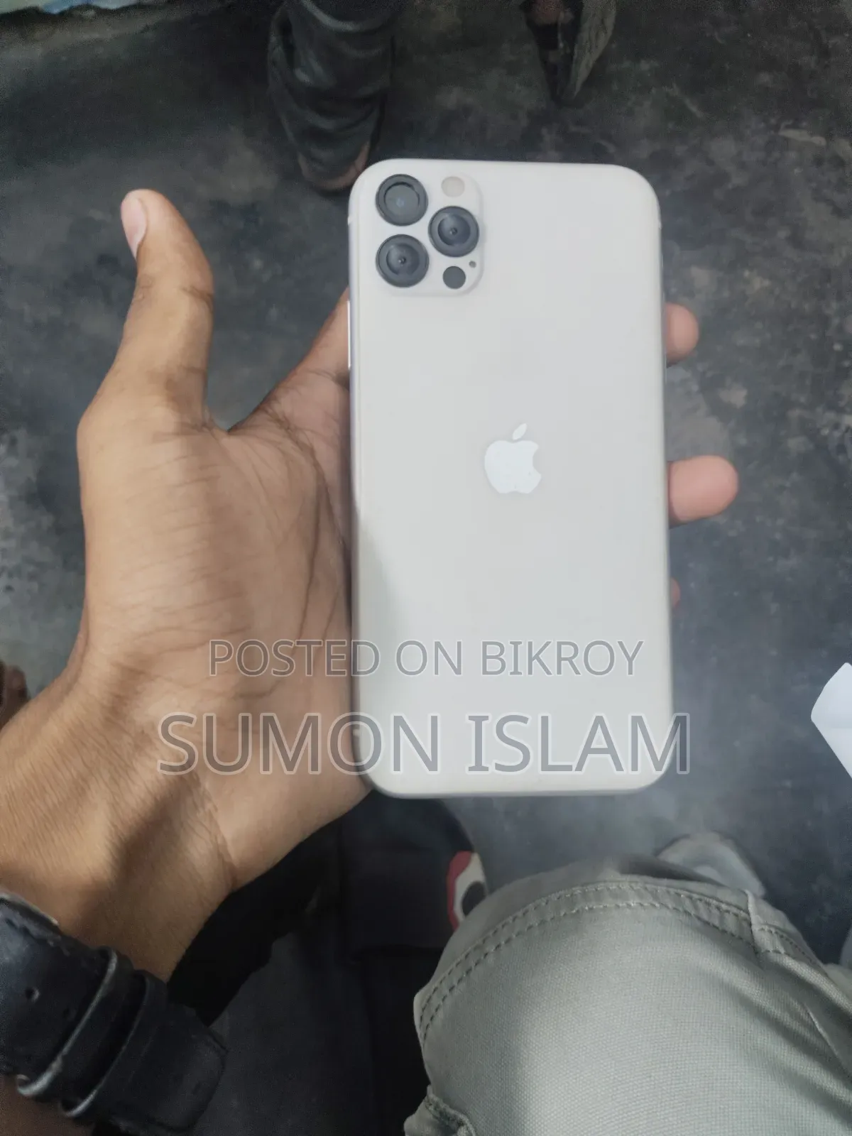 Apple iPhone XR 128 GB White