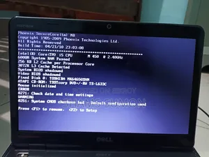 Laptop Dell Inspiron 14 4GB Intel Core Ultra 5 HDD 640GB