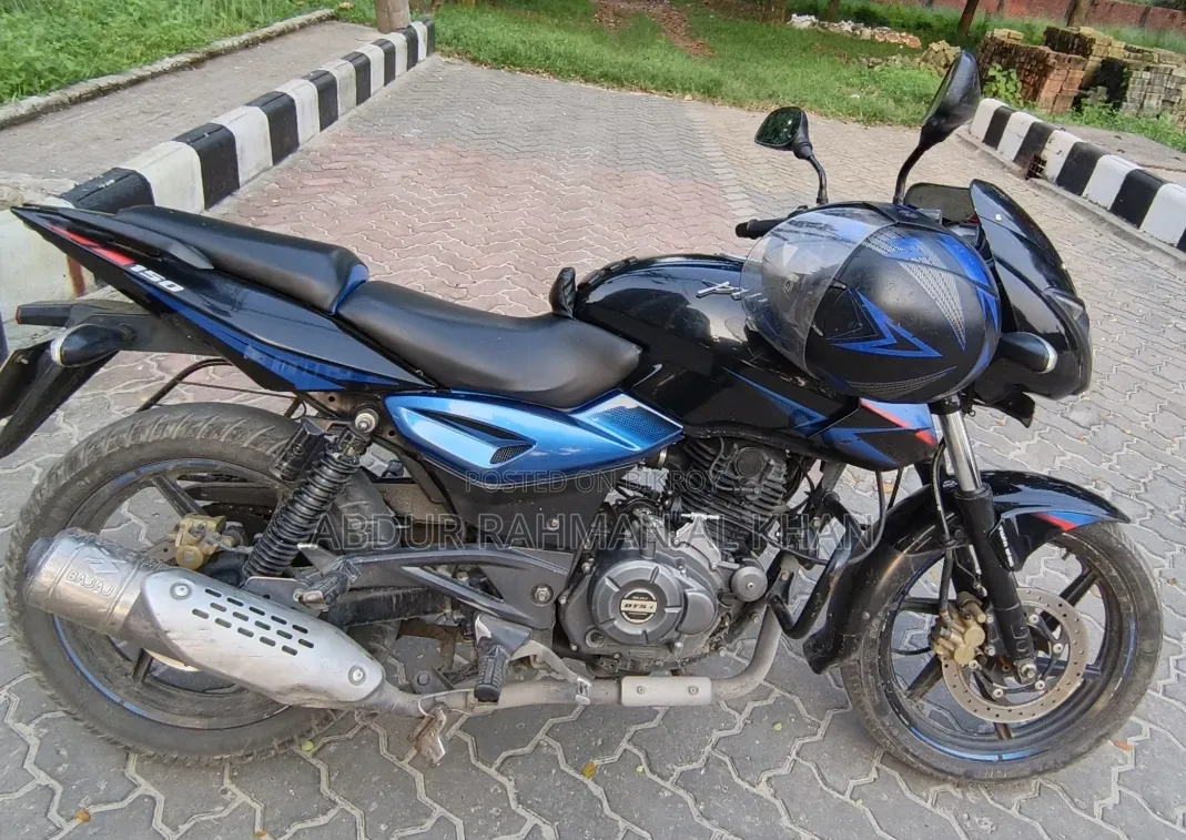 Bajaj Pulsar 150 2018 Blue