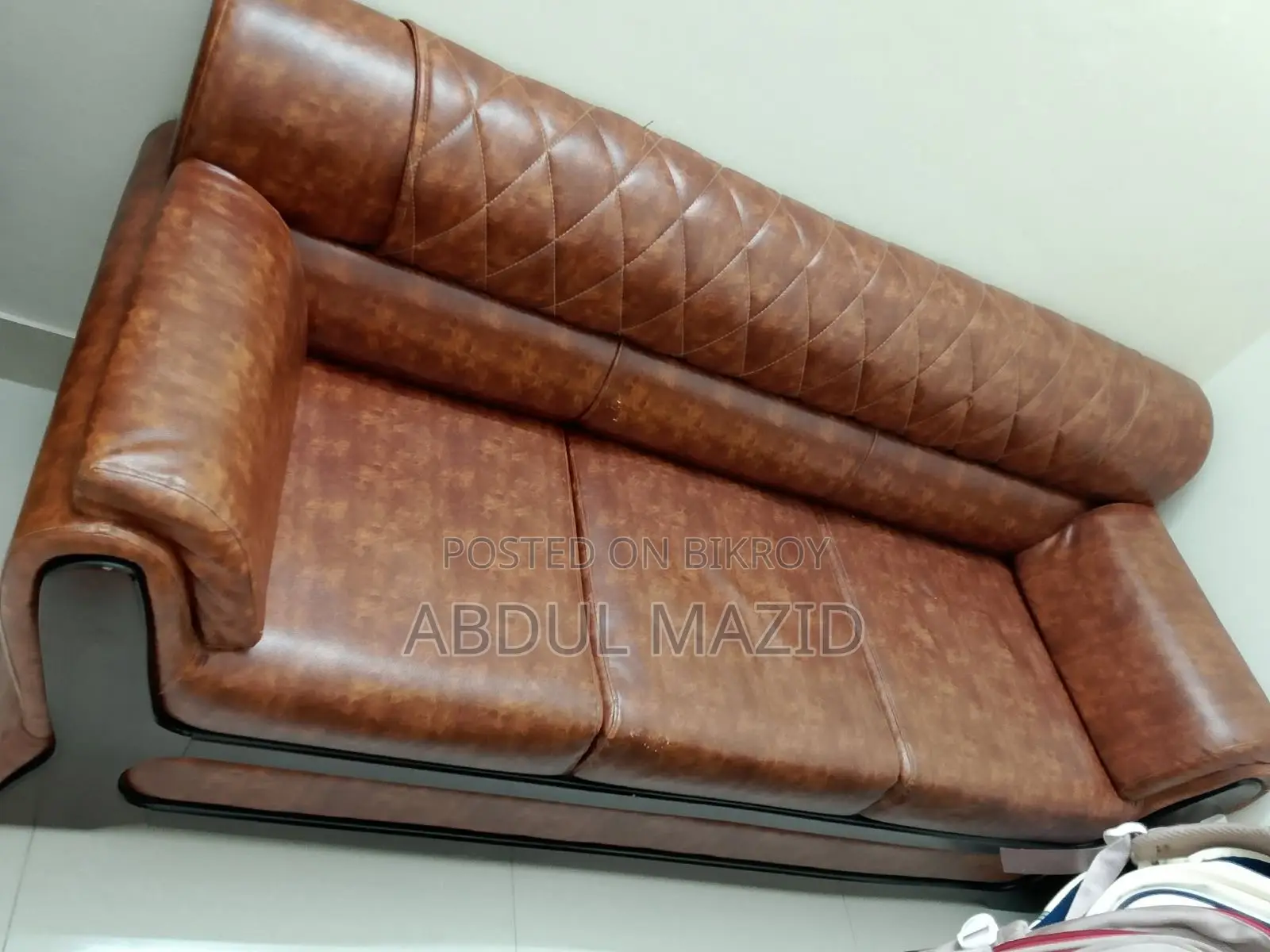 Nice, Soft Cushion Sofa