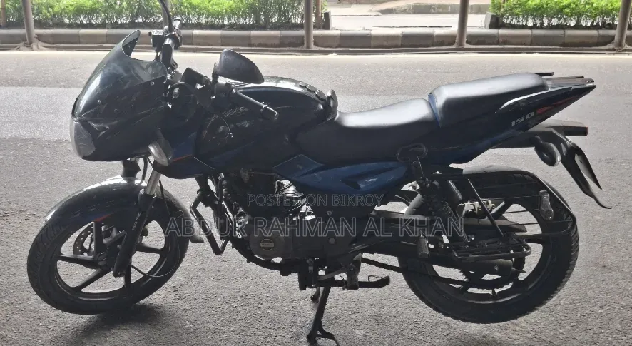 Bajaj Pulsar 150 2018 Blue