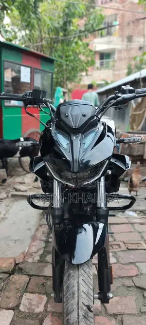 Hero Xtreme 125R 2025 Black