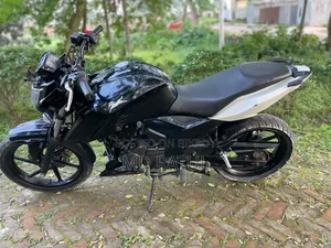 TVS Apache RTR 160 4V 2020 Black